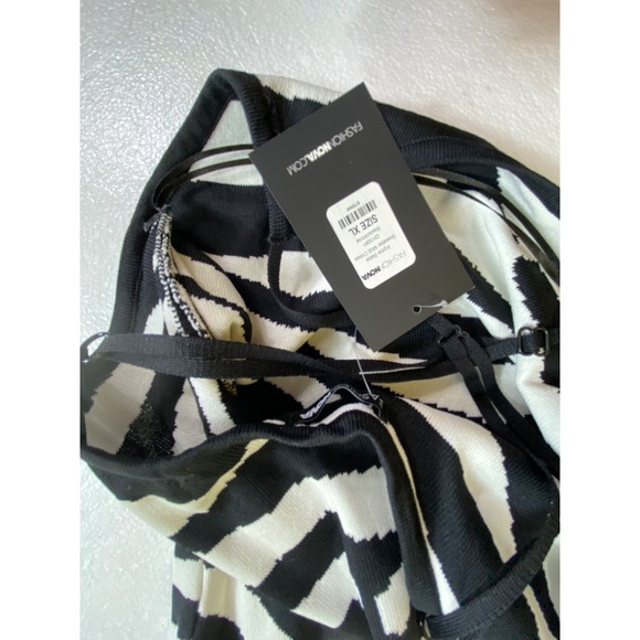 Fashion Nova XL Zebra Print Dress Black & White Sexy Bodycon Stretch Wild Party - Picture 5 of 6